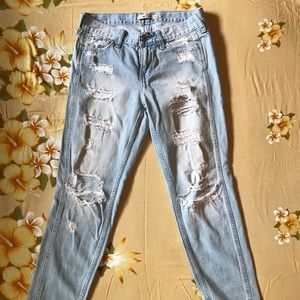 HOLLISTER size 25 (width) jeans!